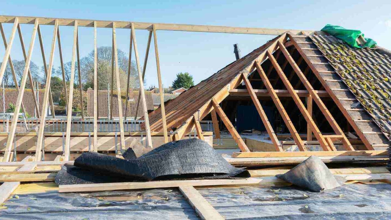 roof extension during renovation work
